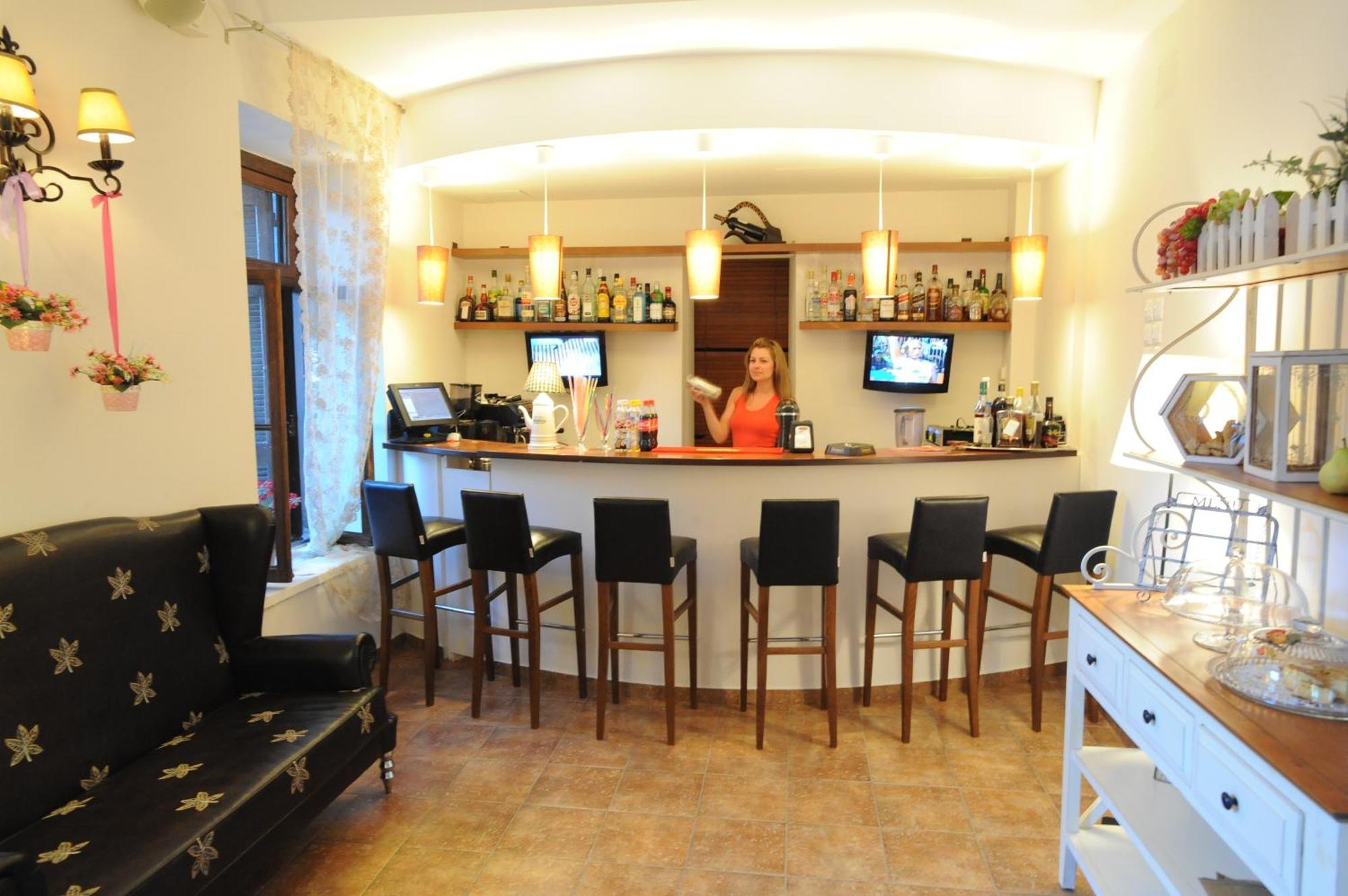 Boutique Hotel Kentrikon & Bungalows Agios Ioannis  Exterior foto